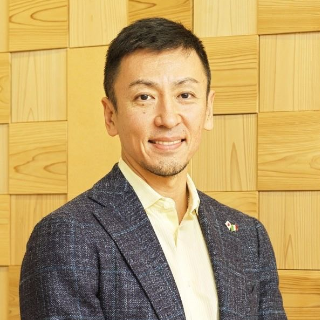 山崎 智士